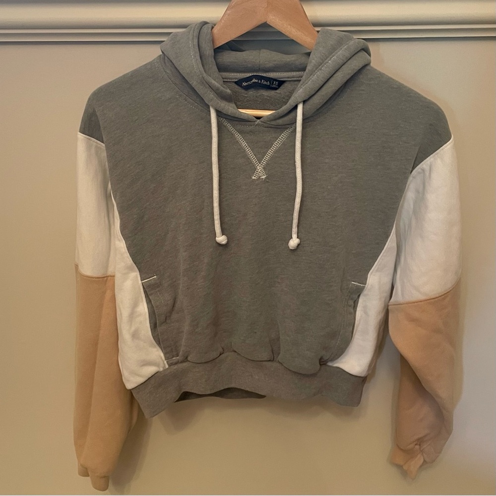 Colourblock Hoodie || Abercrombie & Fitch